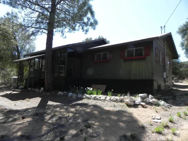 $275,900 | 9150-5 Pine Creek Road, Pine Valley, CA 91962