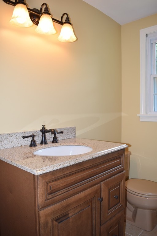72 Northgate Road Northborough, MA 01532 - Photo 11 of 19 Gallery Image 11