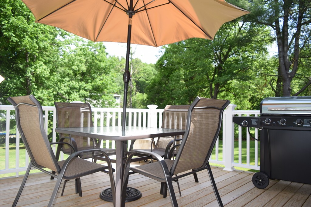 72 Northgate Road Northborough, MA 01532 - Photo 16 of 19 Gallery Image 16