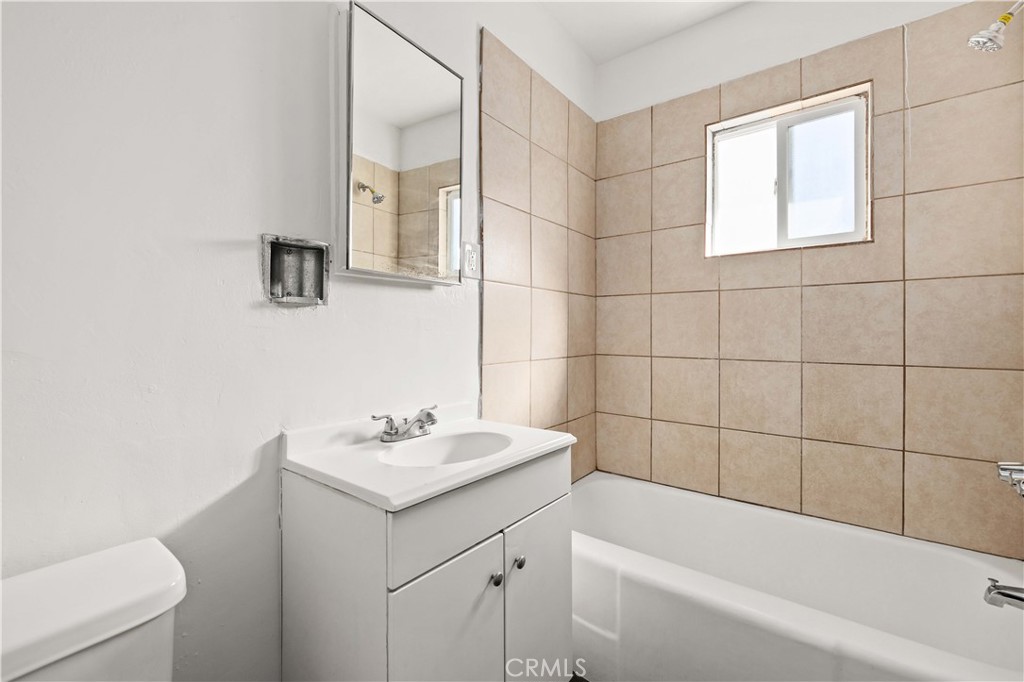 45148 Date Lancaster, CA 93534 - Photo 25 of 32