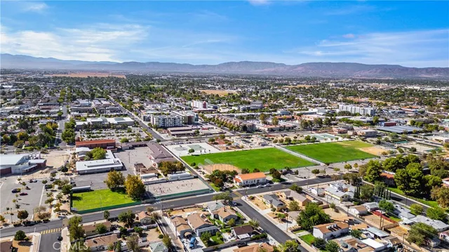 $399,900 | 45148 Date, Lancaster, CA 93534