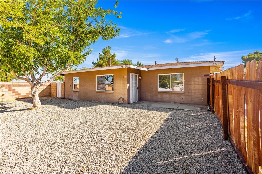 45148 Date Lancaster, CA 93534 - Photo 3 of 32