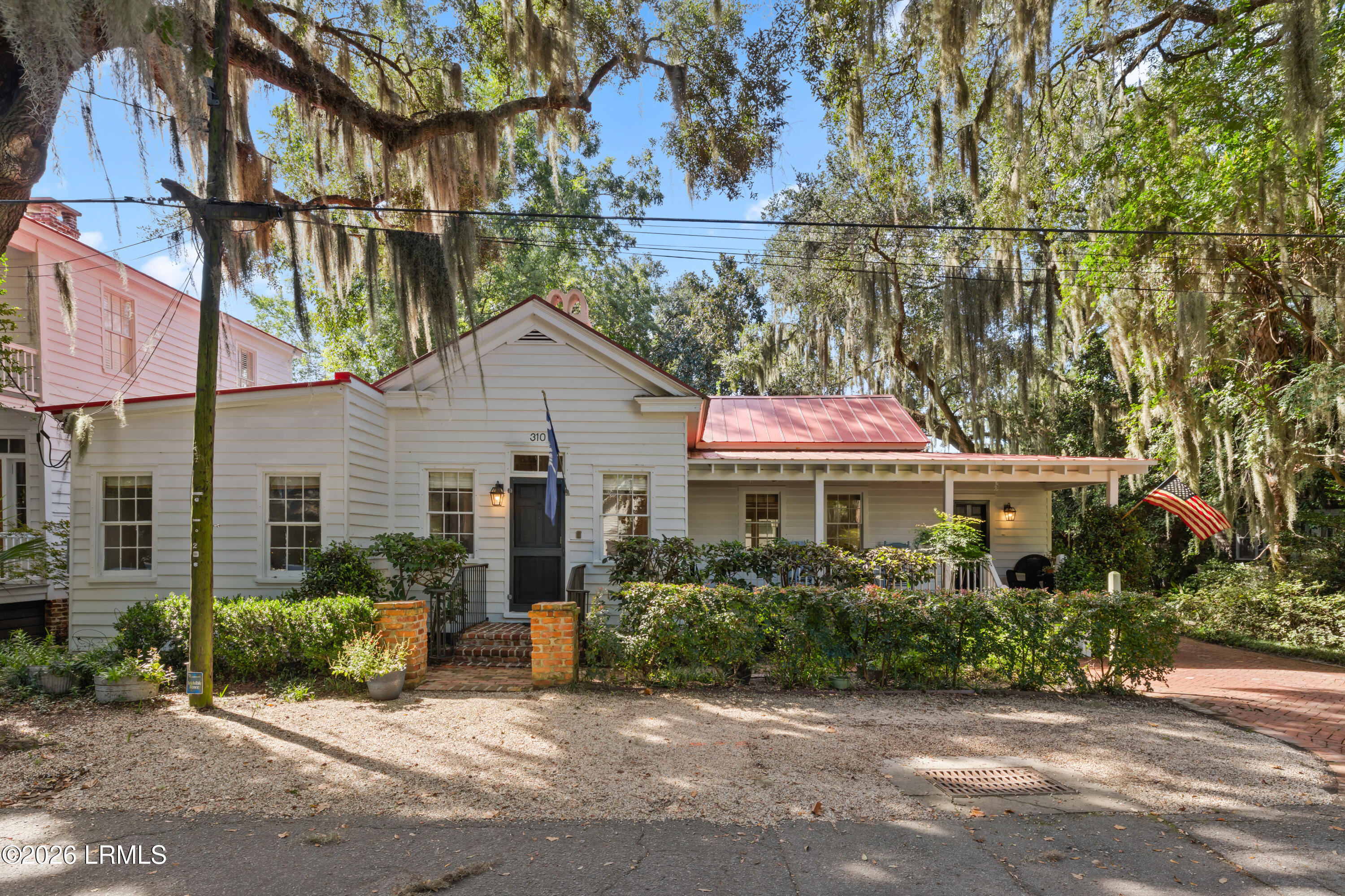 310 Hancock Street Beaufort, SC 29902 - Photo 1 of 46 Front of Home