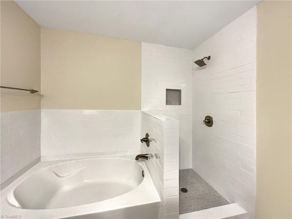 1326 Sharp Ridge Road Greensboro, NC 27406 - Photo 30 of 34 Gallery Image 30
