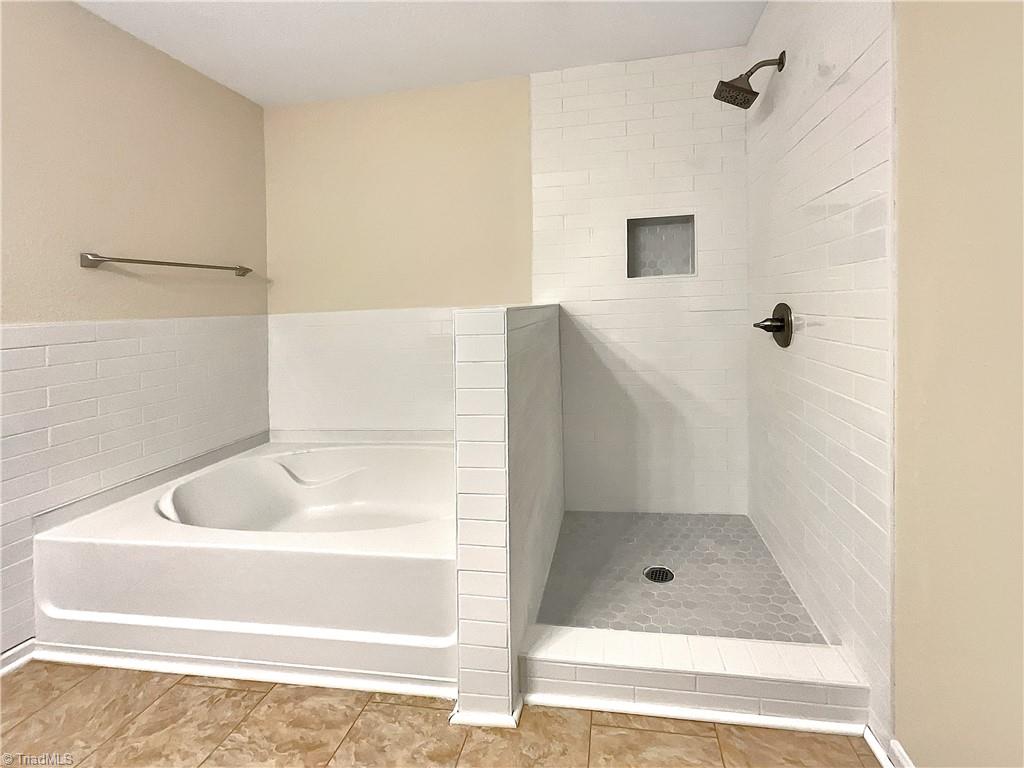 1326 Sharp Ridge Road Greensboro, NC 27406 - Photo 31 of 34 Gallery Image 31