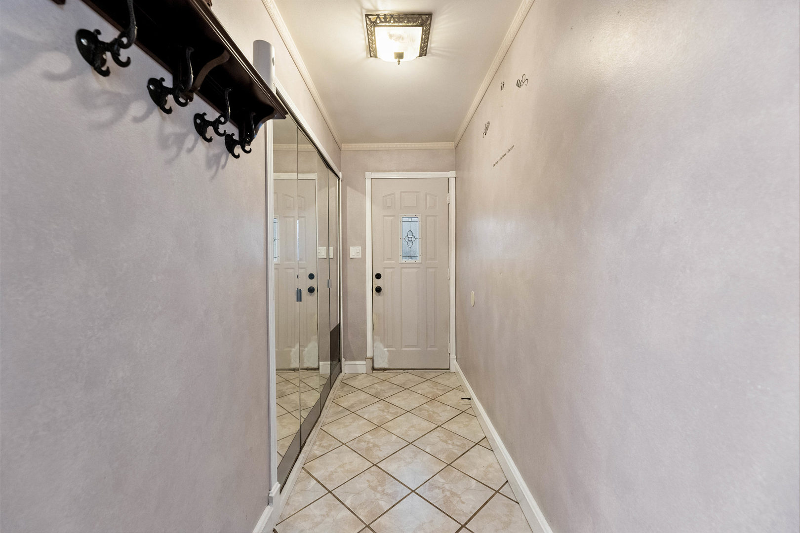 7656 80th Place Bridgeview, IL 60455 - Photo 13 of 39 a view of a hallway