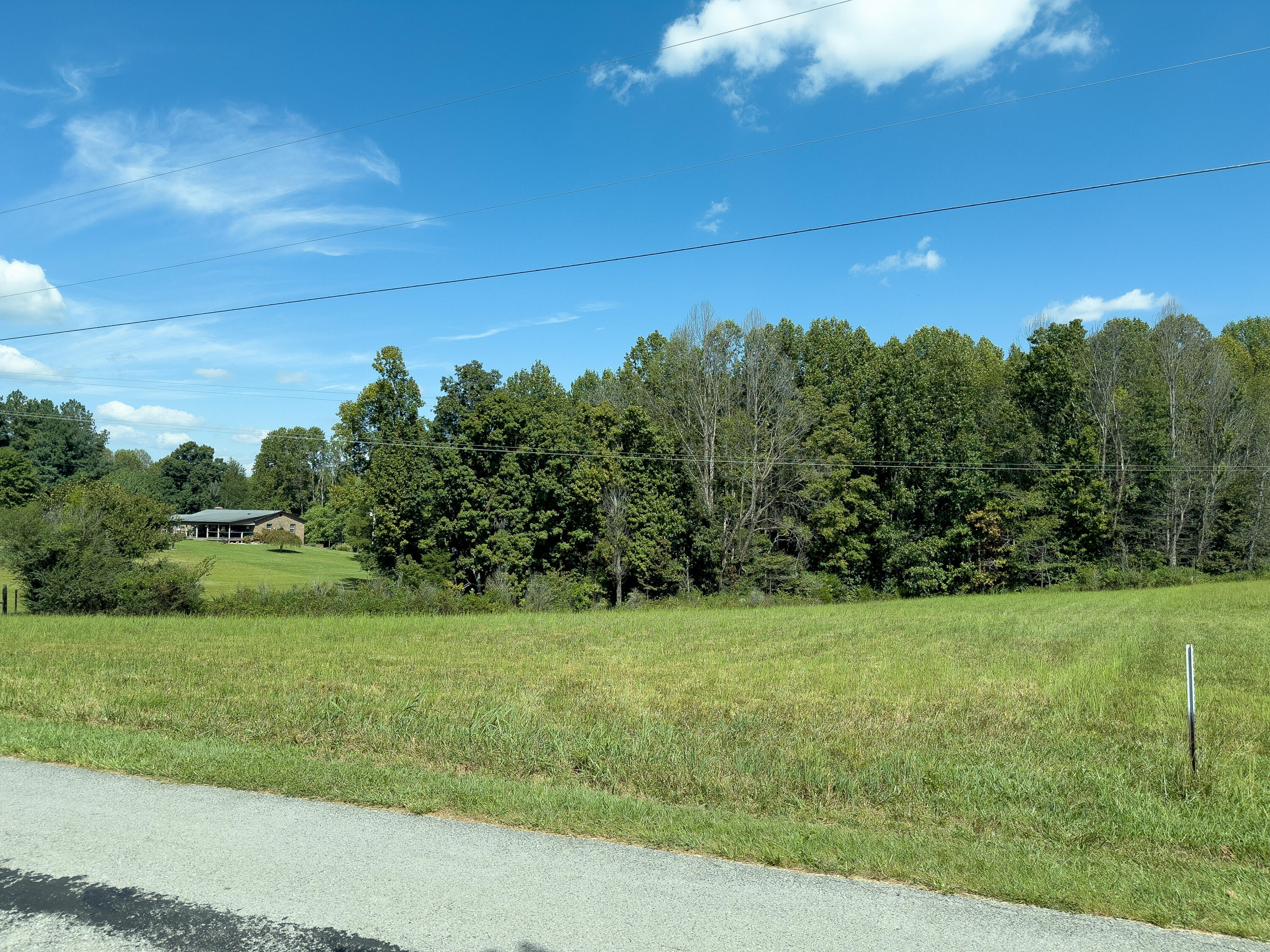 500 Delp Road Liberty, KY 42539 - Photo 7 of 29 IMG_2671