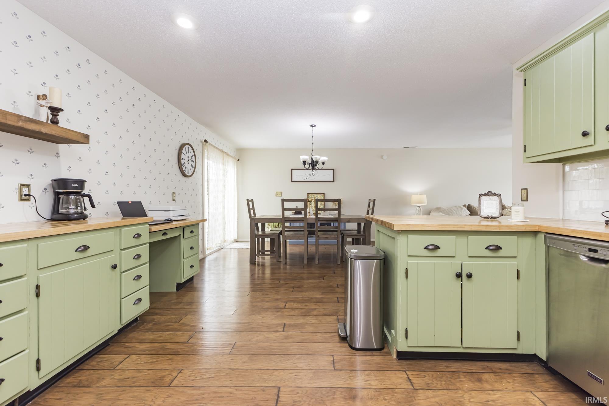 3800 West Moore Road Muncie, IN 47304 - Photo 12 of 36