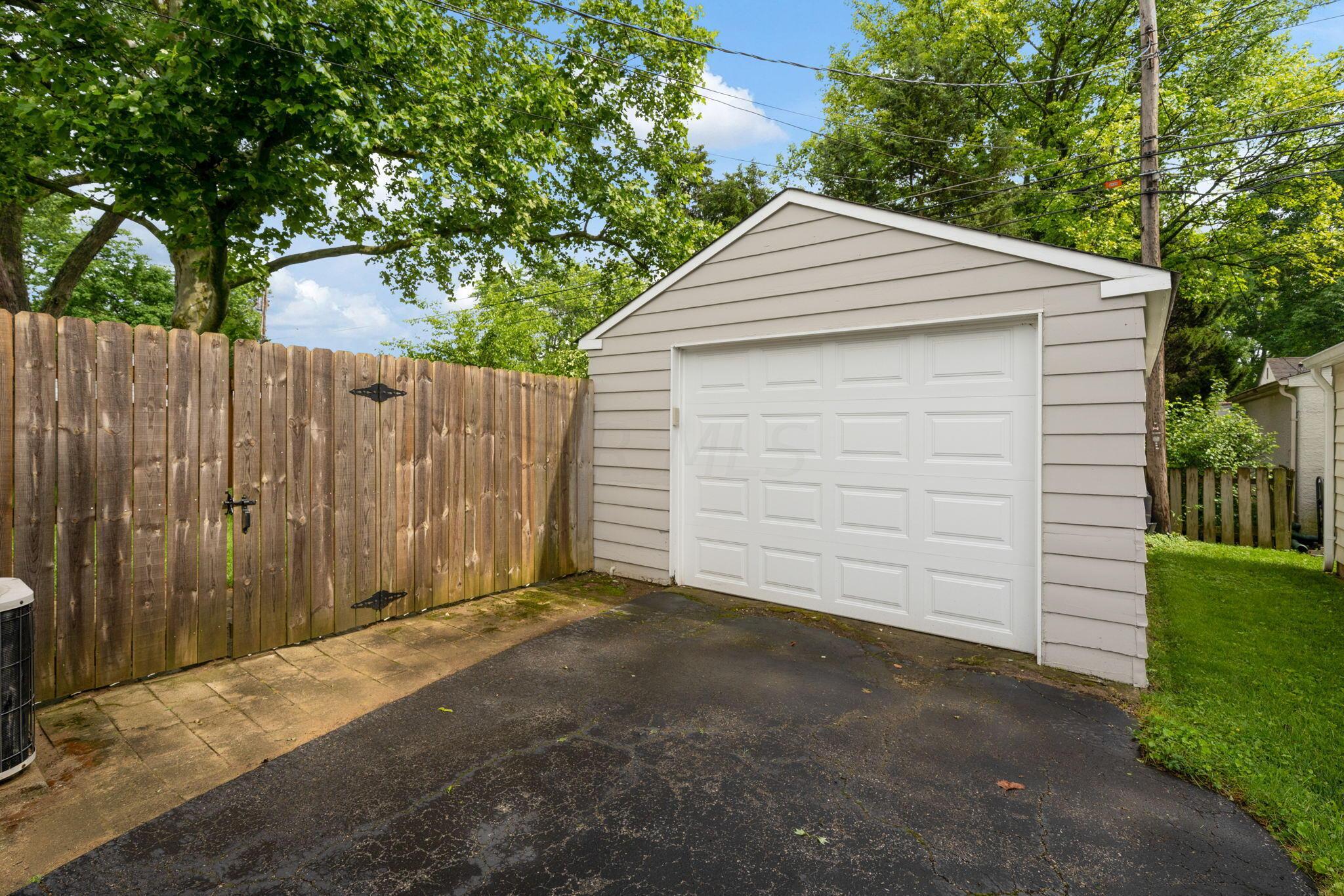 2617 Cranford Road Columbus, OH 43221 - Photo 53 of 64 49-web-or-mls-DSC07454