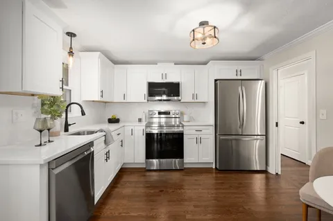 $949,999 | 39 Doncaster Circle, Lynnfield, MA 01940