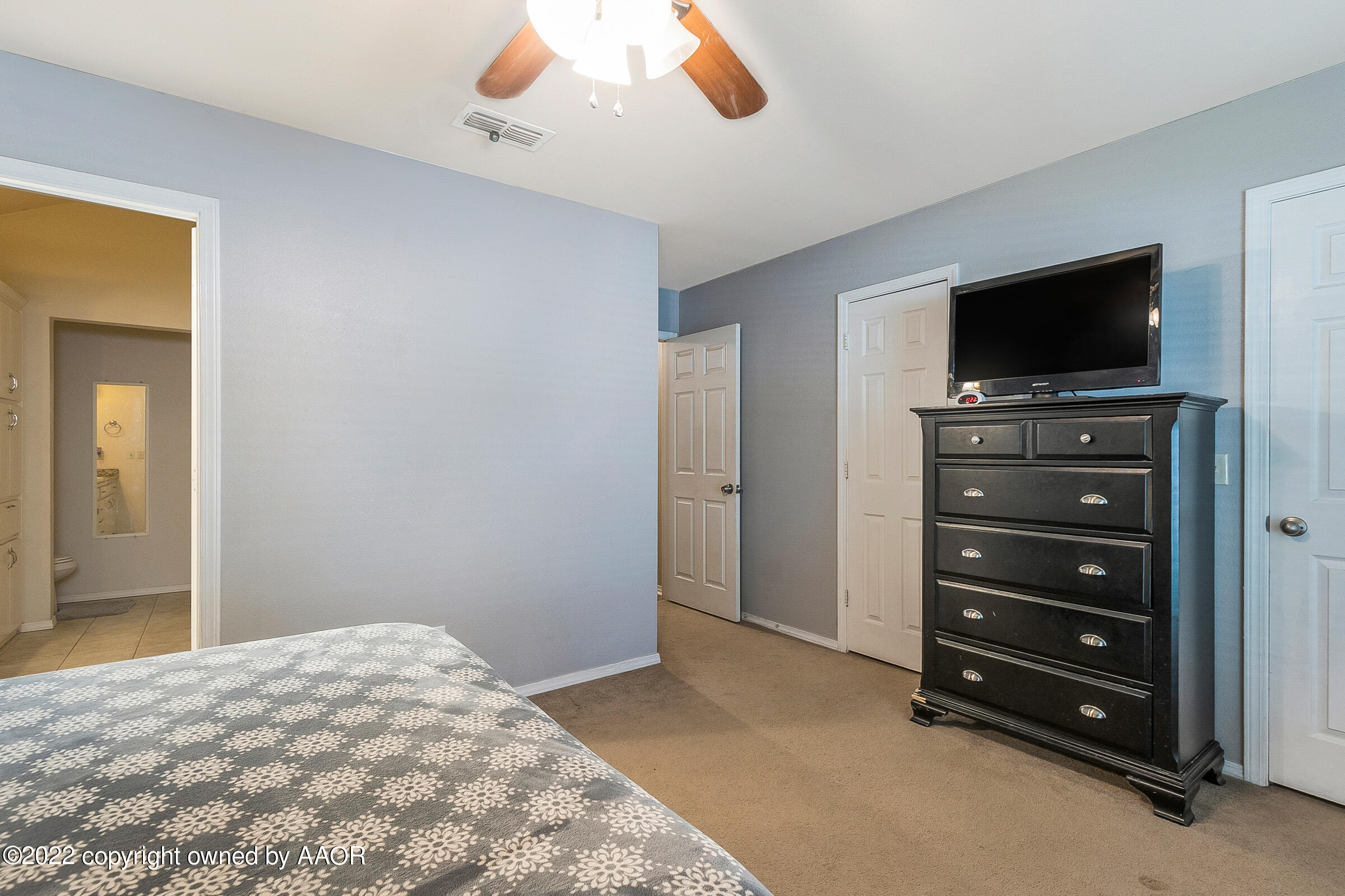 8005 Claret Street Amarillo, TX 79110 - Photo 14 of 21 014_Master Bedroom
