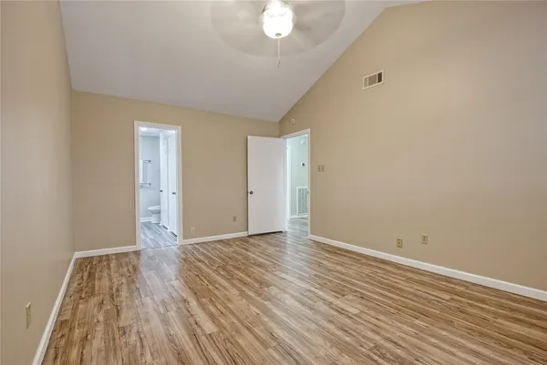 $1,800 | 17163 Beaver Springs Drive, Unit 14, Houston, TX 77090