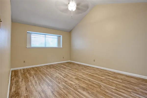 $1,800 | 17163 Beaver Springs Drive, Unit 14, Houston, TX 77090