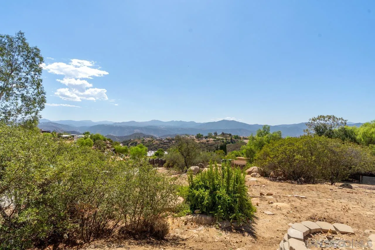 497 Mountain View Road El Cajon, CA 92021 - Photo 21 of 30 a view of a yard