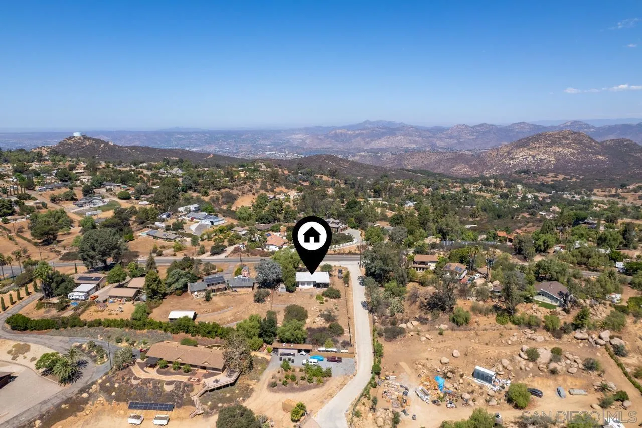 497 Mountain View Road El Cajon, CA 92021 - Photo 25 of 30 a view of a city