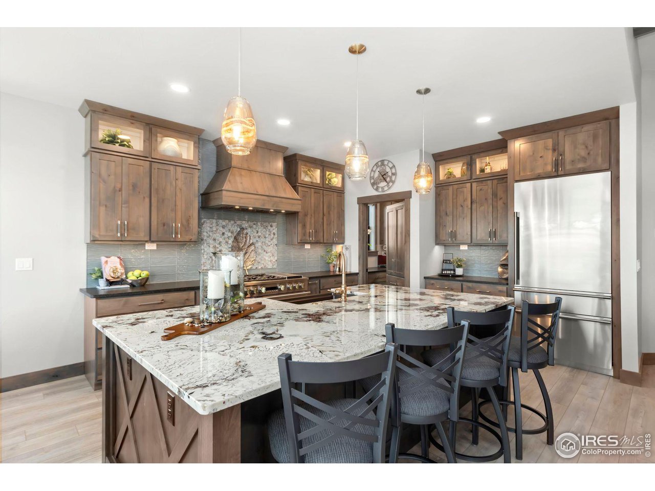 2648 Bluewater Road Berthoud, CO 80513 - Photo 5 of 36 Kitchen