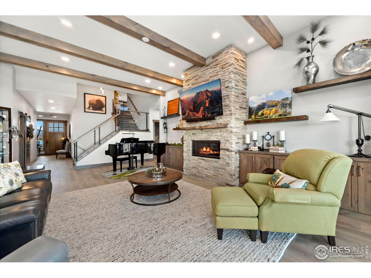 2648 Bluewater Road Berthoud, CO 80513 - Photo 10 of 36 Great room