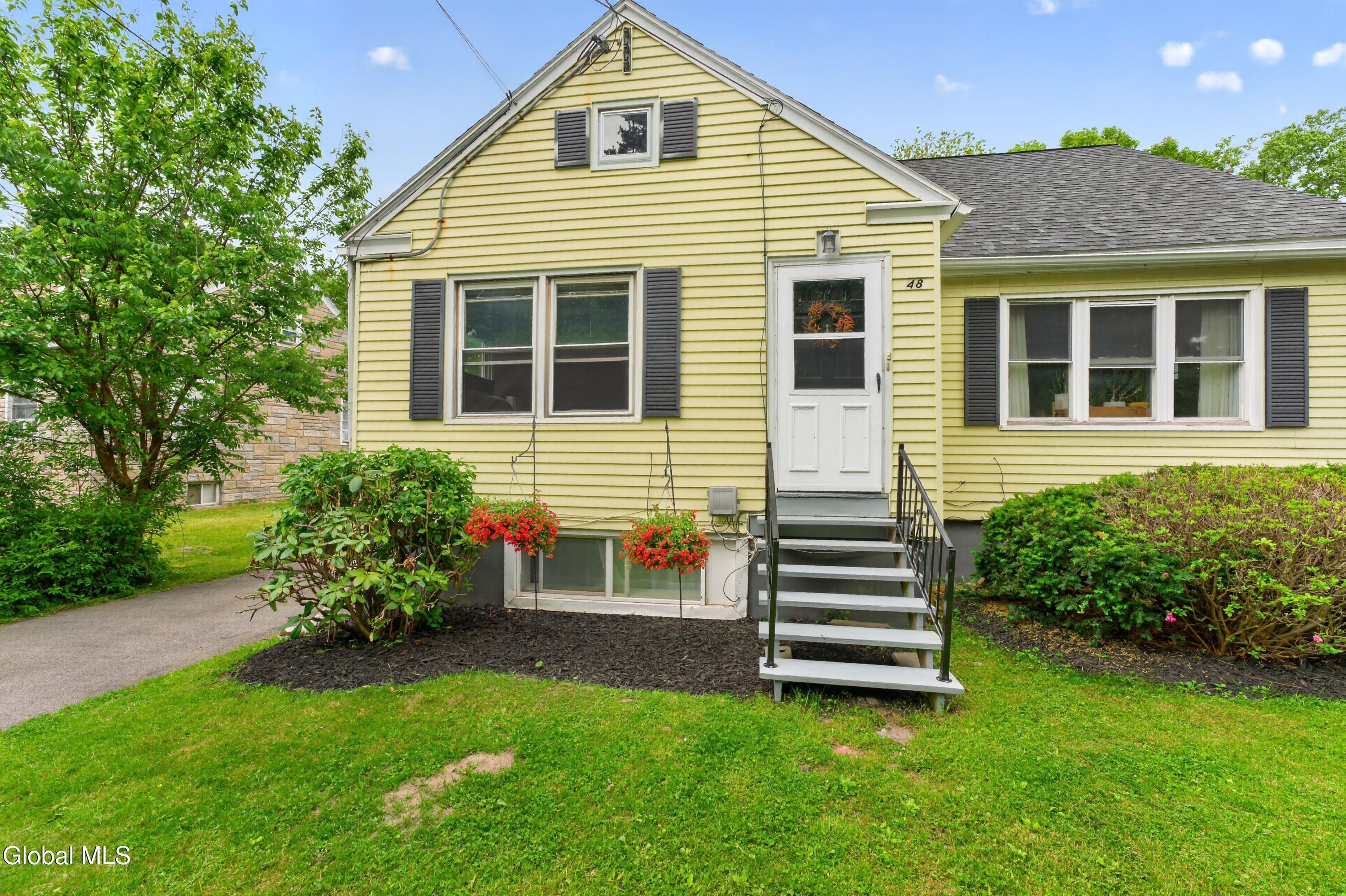 48 Schoolhouse Road Guilderland, NY 12203 - Photo 44 of 44 0 Front 4