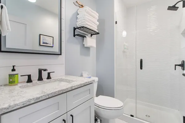 $319,900 | 532 Dyckman Avenue, Unit 17, South Haven, MI 49090