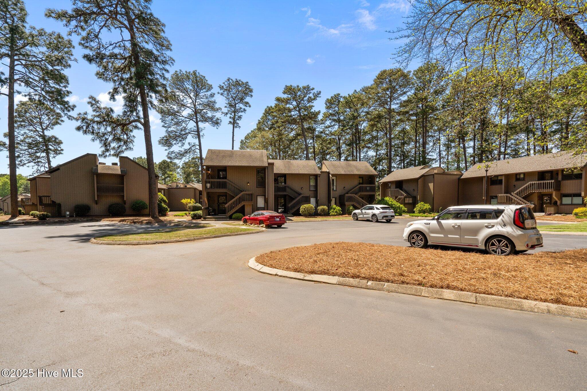 10 Pine Tree Road, Unit 108 Pinehurst, NC 28374 - Photo 26 of 43 Parking