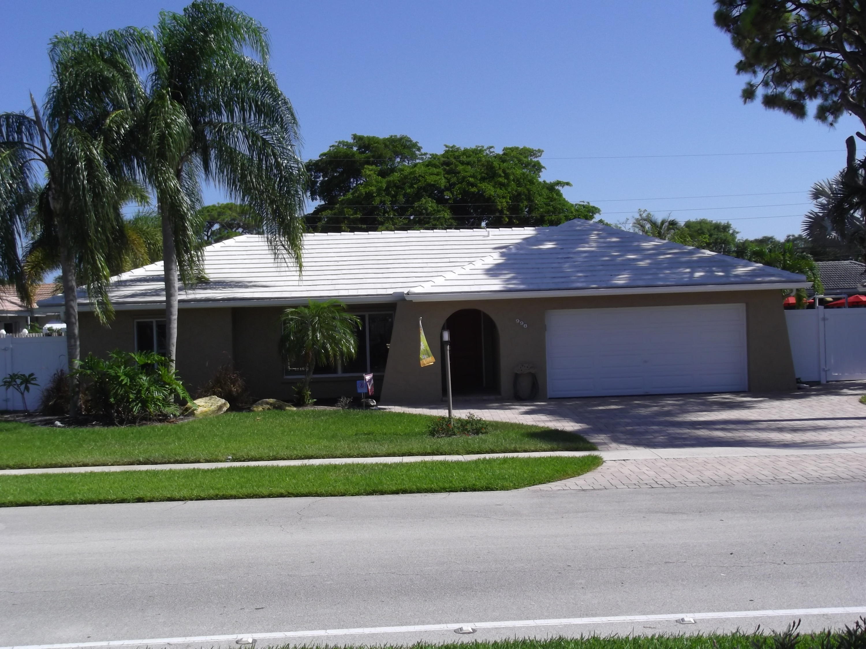 998 Southwest 3rd Street Boca Raton, FL 33486 - Photo 1 of 20 Front Elevation