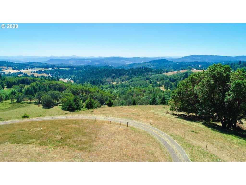 833 Becker Road Roseburg, OR 97471 - Photo 16 of 25