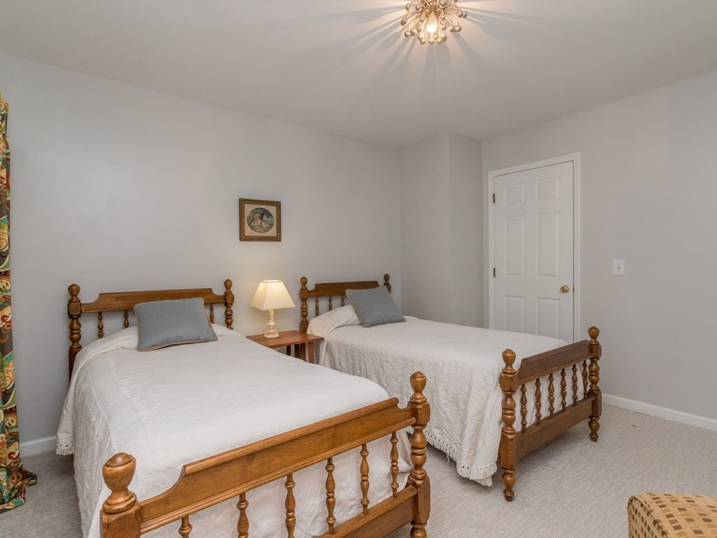 6065 Epping Forest Drive Raleigh, NC 27613 - Photo 14 of 24 Photo 14