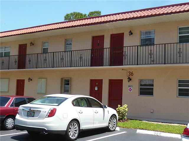 1971 Southwest Palm City Road, Unit 36H Stuart, FL 34994 - Photo 1 of 24 Gallery Image 1