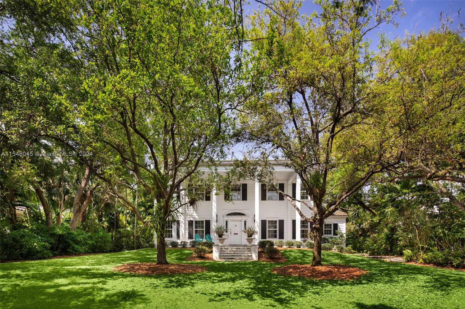 1717 South Bayshore Dr  