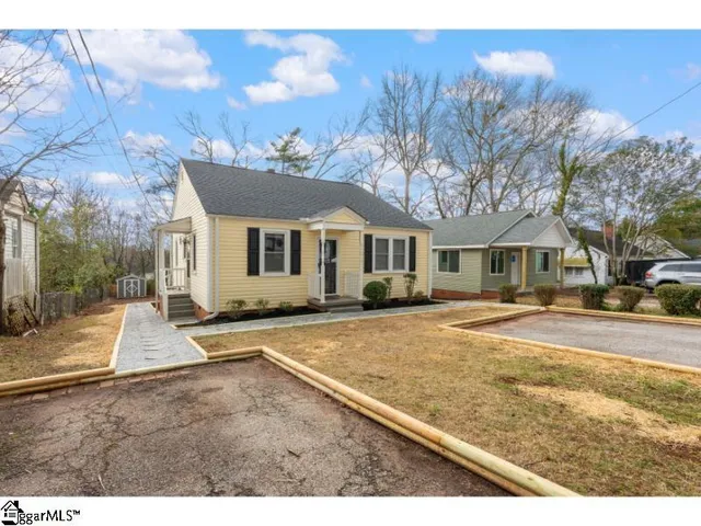 $325,000 | 412 Rogers Avenue, Greenville, SC 29617