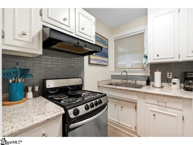 $325,000 | 412 Rogers Avenue, Greenville, SC 29617