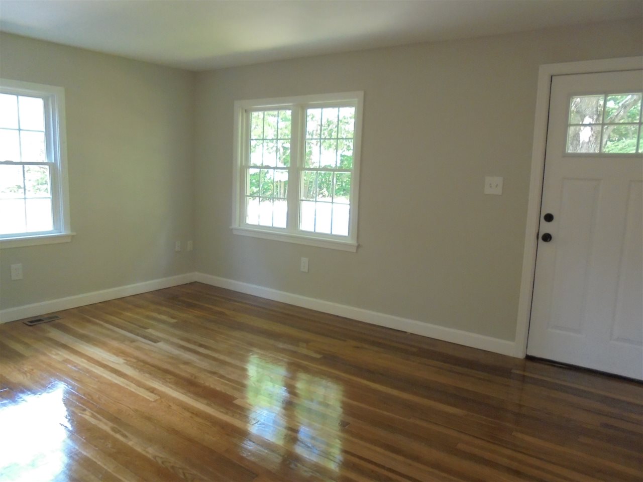 314 West Surry Road Keene, NH 03431 - Photo 8 of 33