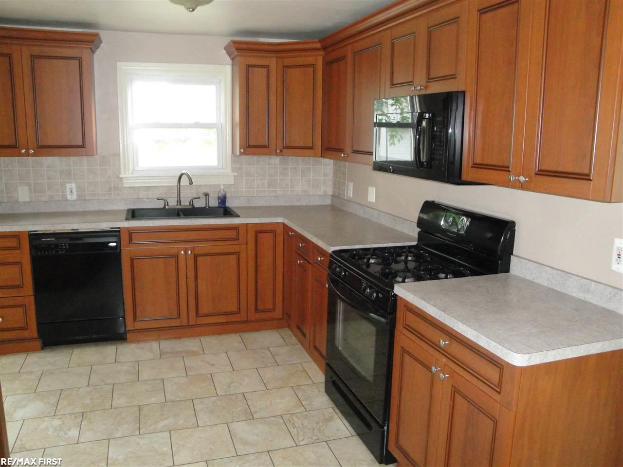 13935 Hough Road Allenton, MI 48002 - Photo 2 of 27 31355412-1.JPG