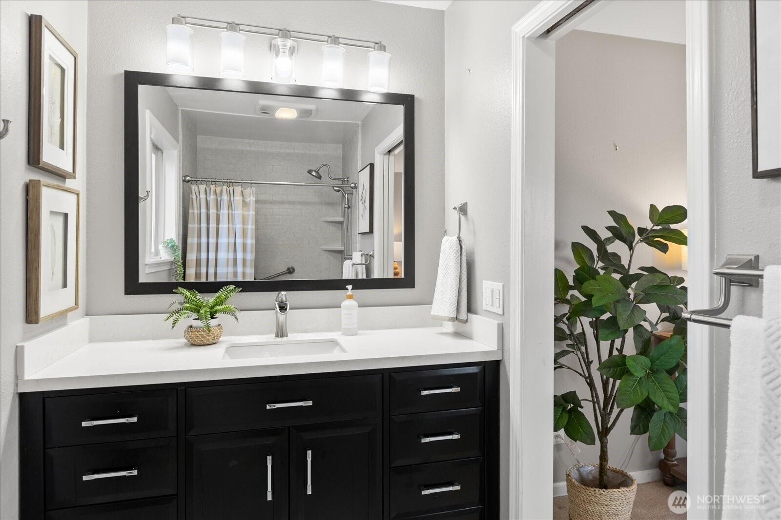 1001 Maple Street Edmonds, WA 98020 - Photo 22 of 40