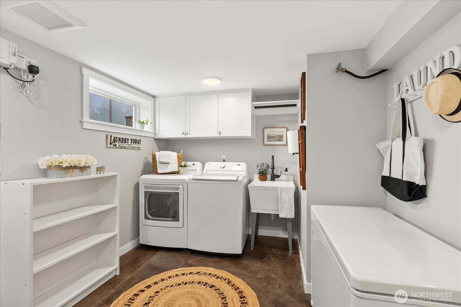 1001 Maple Street Edmonds, WA 98020 - Photo 29 of 40