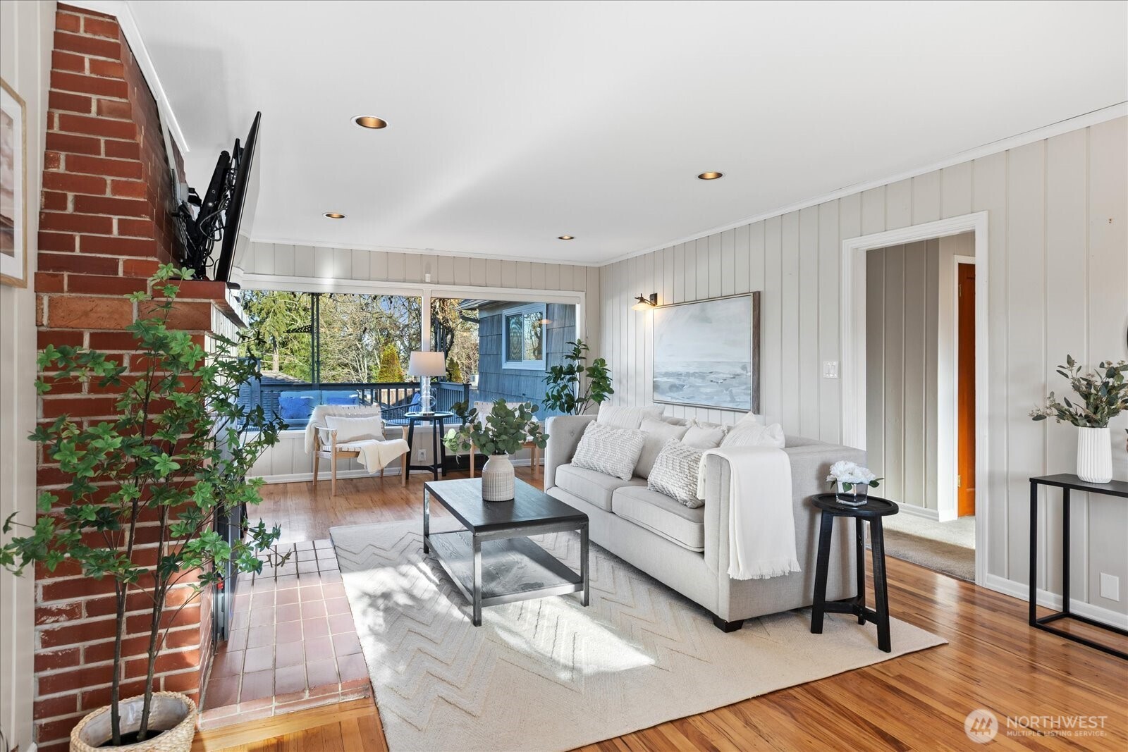 1001 Maple Street Edmonds, WA 98020 - Photo 6 of 40