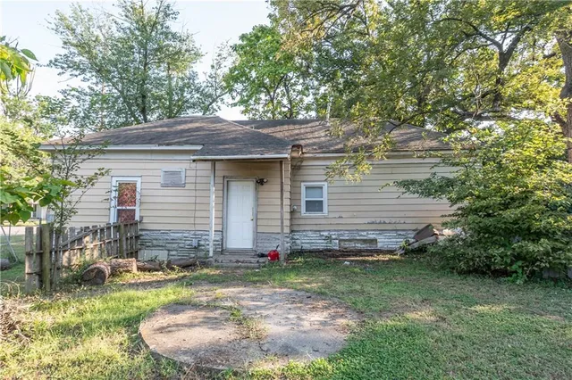 $44,999 | 202 Mill Street, Neodesha, KS 66757