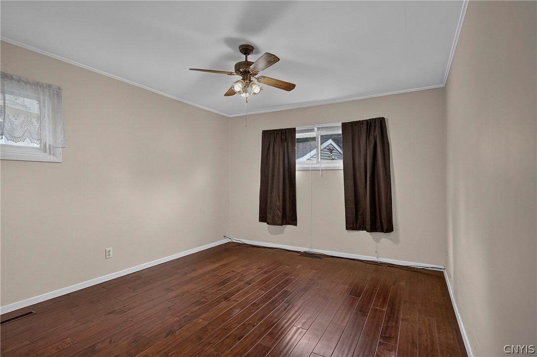 401 Van Dyke Road Utica, NY 13502 - Photo 20 of 50