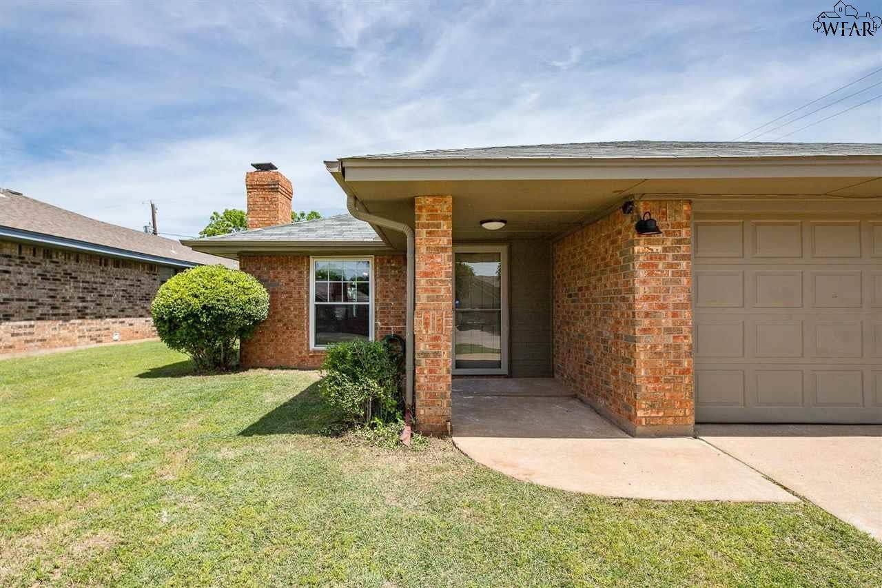 6000 Laci Lane Wichita Falls, TX 76310 - Photo 2 of 21 Gallery Image 2