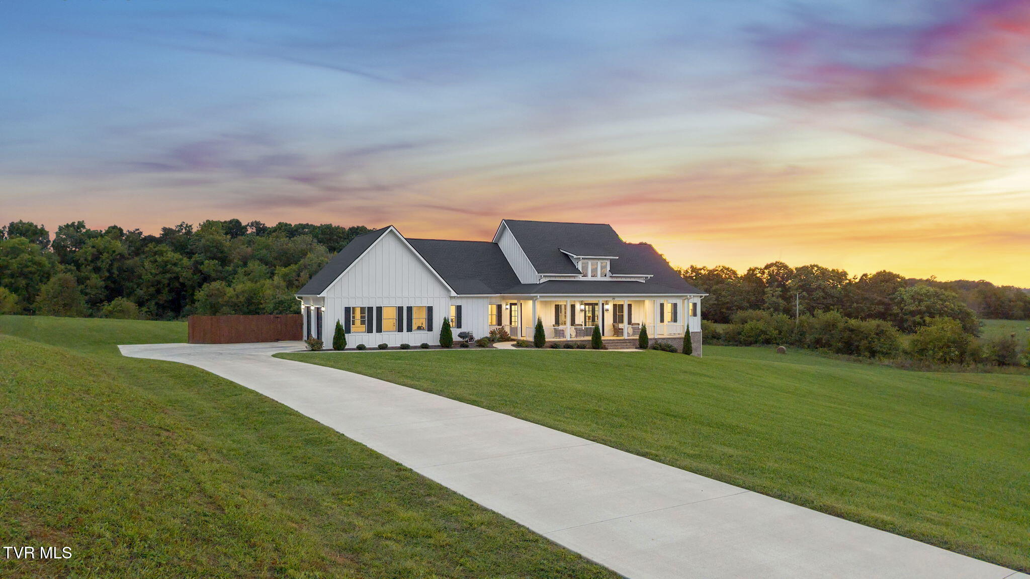 219 Bulldog Miller Road Jonesborough, TN 37659 - Photo 2 of 50 14-web-or-mls-DJI_20250928192008_0773_D