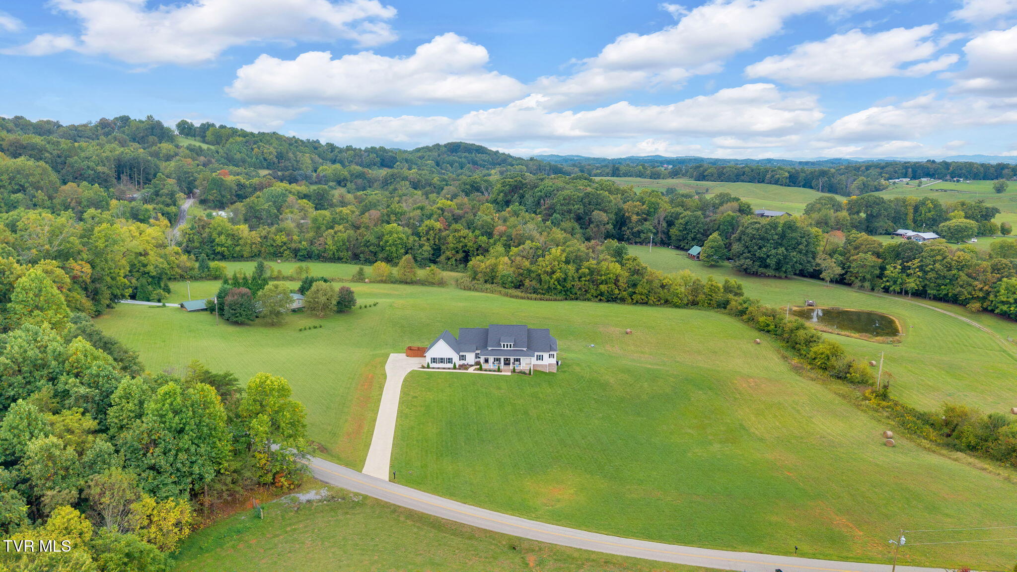219 Bulldog Miller Road Jonesborough, TN 37659 - Photo 48 of 50 27-web-or-mls-DJI_20250925130503_0758_D