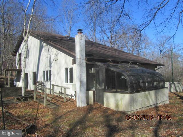 18702 Red Maple Court Triangle, VA 22172 - Photo 1 of 10 Exterior (Rear)