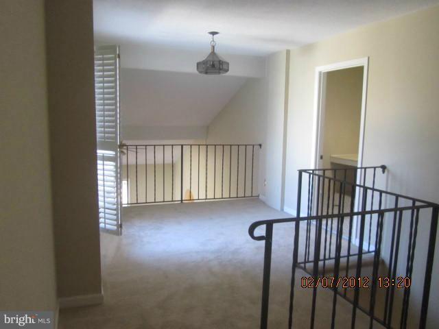 18702 Red Maple Court Triangle, VA 22172 - Photo 2 of 10 2nd Story Landing