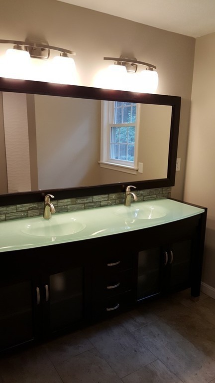 66 Powers Road Westford, MA 01886 - Photo 13 of 26 Gallery Image 13