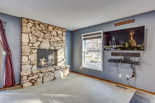 $325,000 | 820 Madapalla Court, Derby, KS 67037