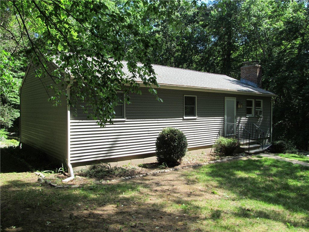 155 Gold Mine Road Glocester, RI 02814 - Photo 2 of 8