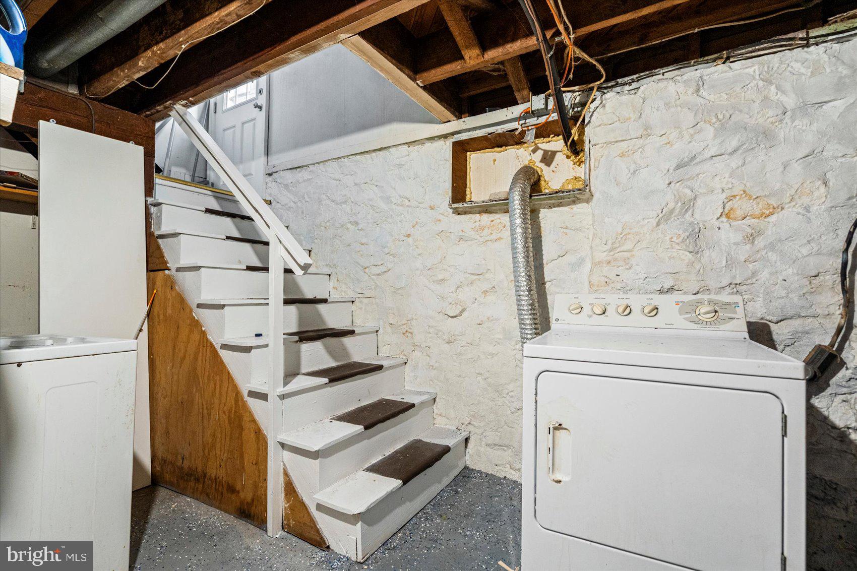 3621 Clifmar Road Baltimore, MD 21244 - Photo 9 of 37 Gallery Image 9