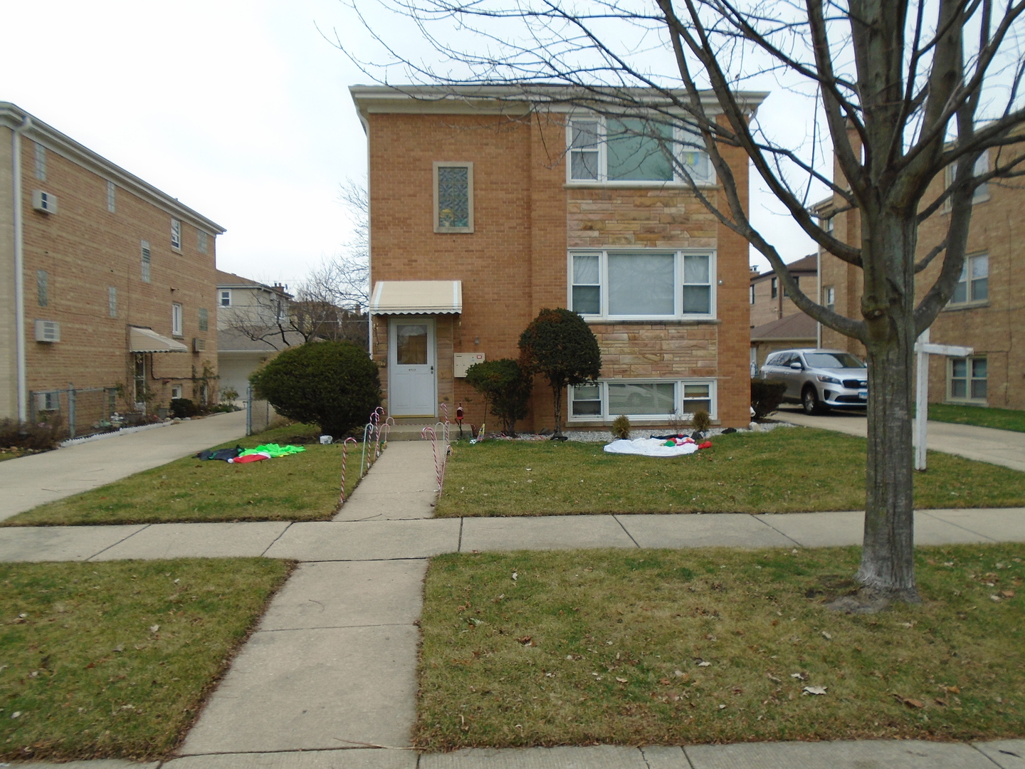 8717 North Oketo Ave  