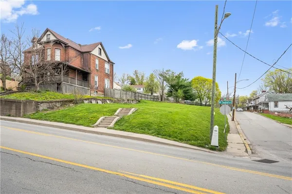$60,000 | 401 West Chestnut Street, Washington, PA 15301