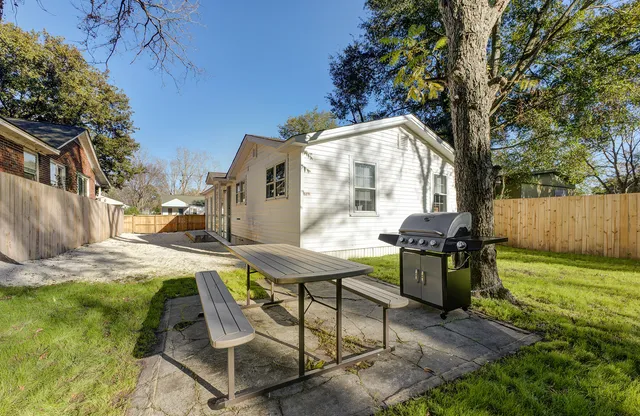 $3,200 | 4731 Spruce Street, North Charleston, SC 29405
